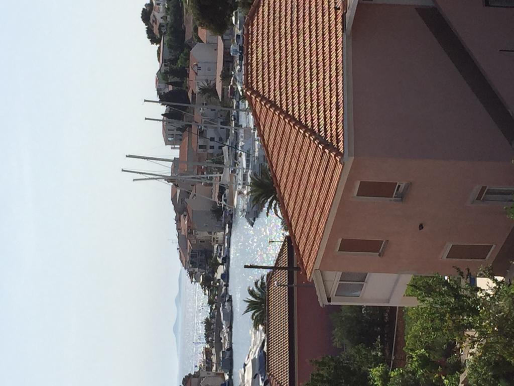 Apartments Smiljanic Tribalj Rom bilde